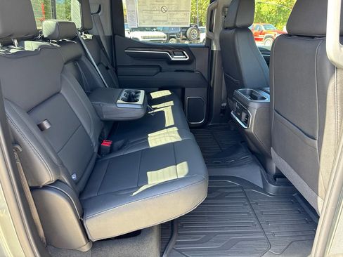 Used 2026 GMC Sierra 1500 SLT w/ SLT Premium Plus Package image 18