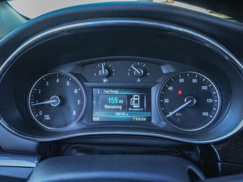 Used 2021 Buick Encore Preferred image 5