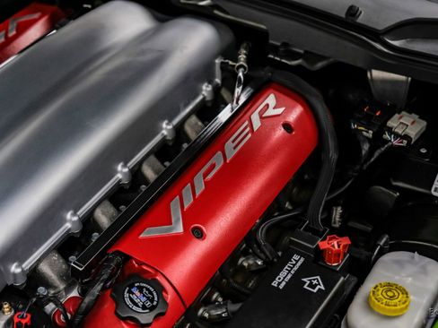 Used 2010 Dodge Viper ACR RWD image 97
