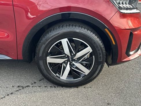 Used 2022 Kia Sorento S w/ Panoramic Sunroof Package image 16