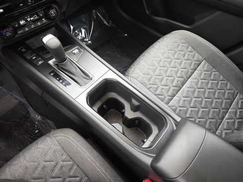 Used 2026 Nissan Kicks SV w/ SV Premium Package FWD image 25
