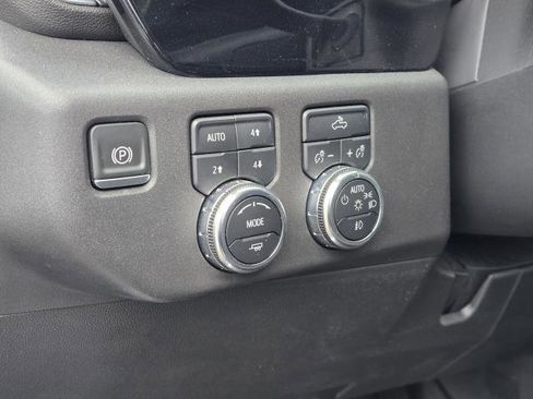 Used 2022 GMC Sierra 1500 Elevation w/ LPO, Elevation Black Package image 13