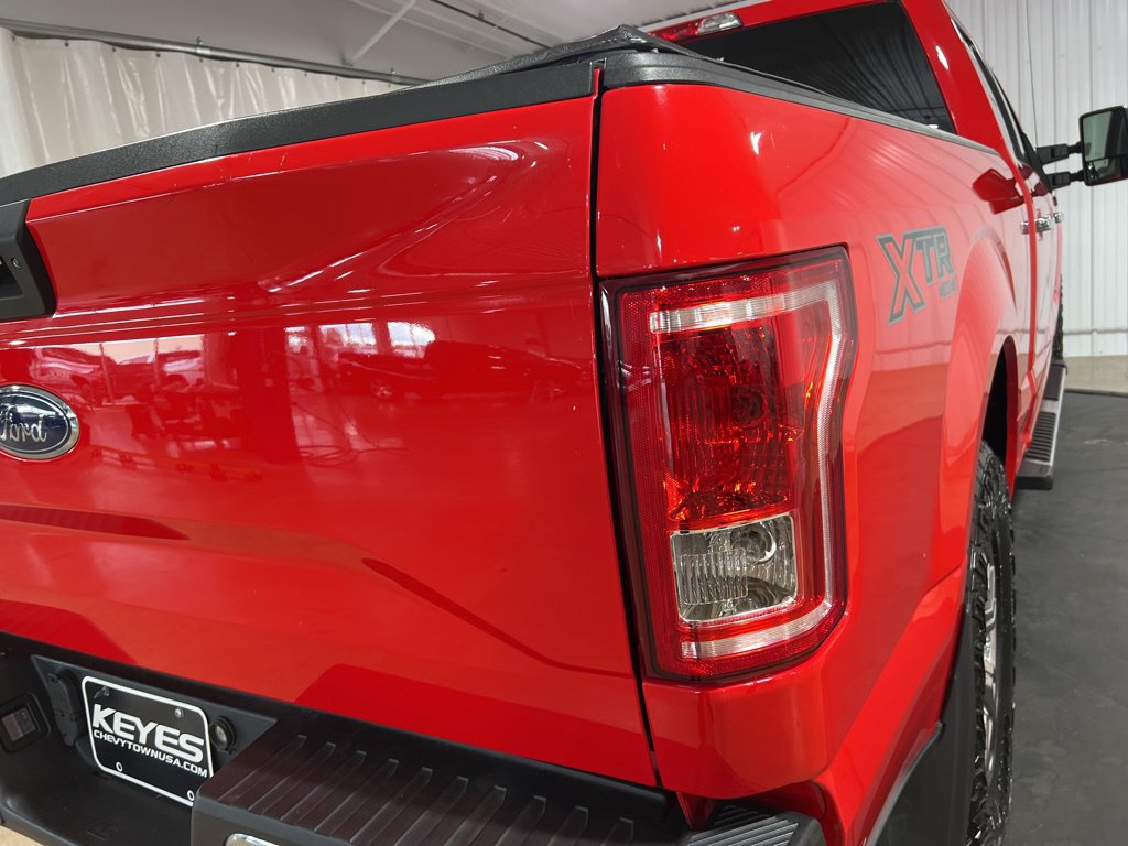 Used 2017 Ford F150 XLT w/ Equipment Group 302A Luxury AWD/4WD image 10