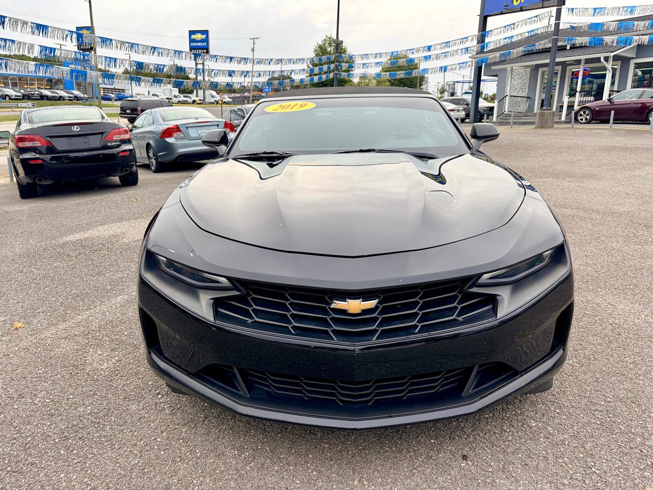 Used 2019 Chevrolet Camaro LT RWD image 2