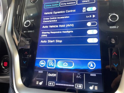 Used 2022 Subaru Legacy Limited image 12