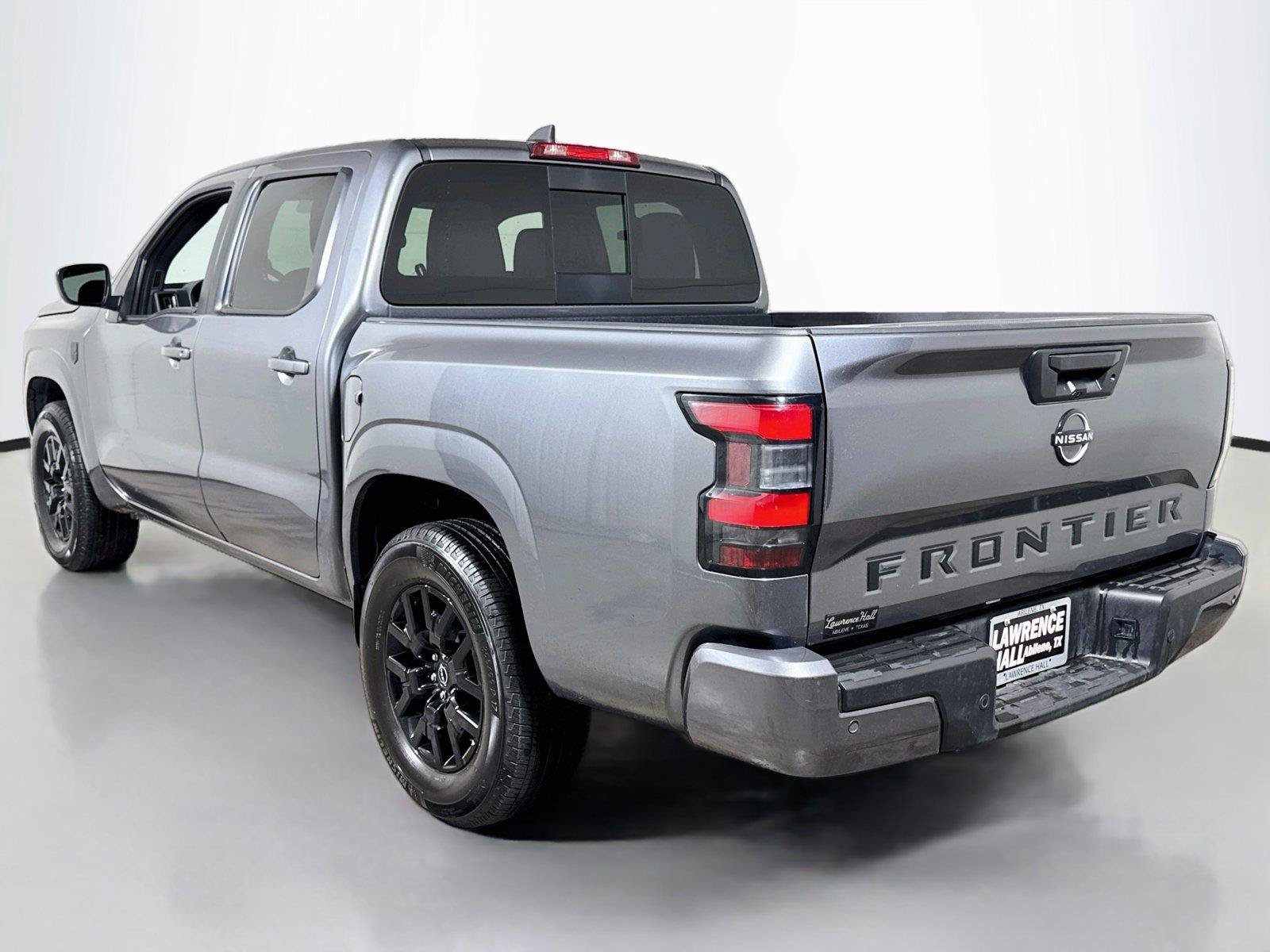Used 2026 Nissan Frontier SV RWD image 6