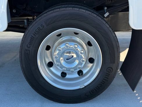 Used 2025 Ford F550 4x4 Crew Cab Super Duty w/ Ambulance Prep Package image 24