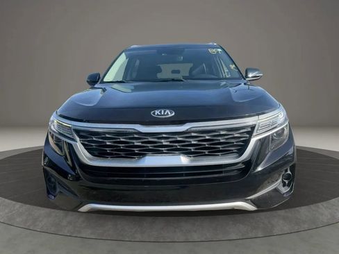 Used 2021 Kia Seltos S FWD image 2