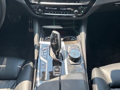 Used 2023 BMW M550i xDrive w/ Executive Package AWD/4WD image 26