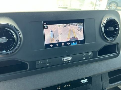 New 2023 Mercedes-Benz Sprinter 2500 image 29