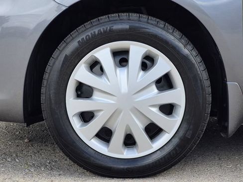 Used 2019 Nissan Versa S Plus FWD image 7