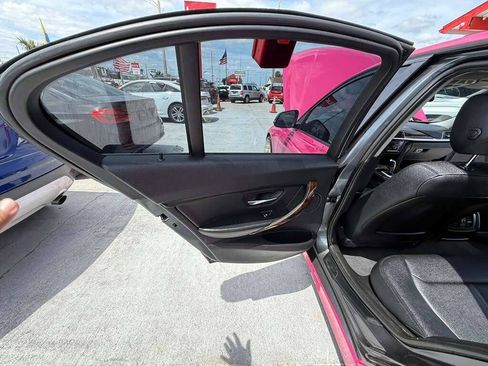 Used 2016 BMW 320i xDrive Sedan AWD/4WD image 15