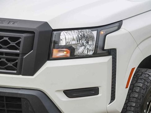 Used 2022 Nissan Frontier S w/ Technology Package image 21