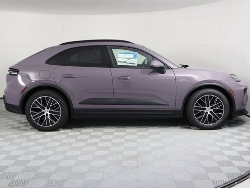 New 2026 Porsche Macan Electric RWD image 8