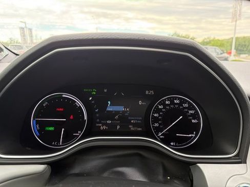 Certified 2022 Toyota Avalon Limited FWD image 20