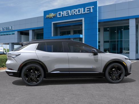 New 2026 Chevrolet Equinox EV RS image 5