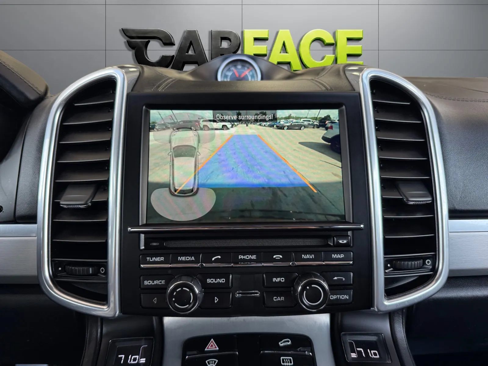 Used 2016 Porsche Cayenne GTS AWD/4WD image 32