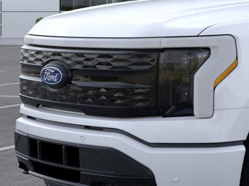 New 2025 Ford F150 Lightning Platinum image 39