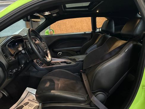 Used 2023 Dodge Challenger GT w/ Plus Package RWD image 9