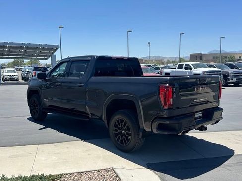 Used 2022 GMC Sierra 1500 AT4 w/ AT4 Premium Package AWD/4WD image 3