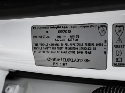 Used 2019 Lamborghini Urus AWD/4WD image 57