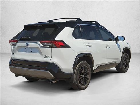 Used 2023 Toyota RAV4 XSE AWD/4WD image 5