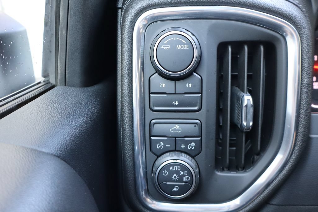Used 2021 Chevrolet Silverado 2500 LT w/ Fleet Comfort Package AWD/4WD image 23