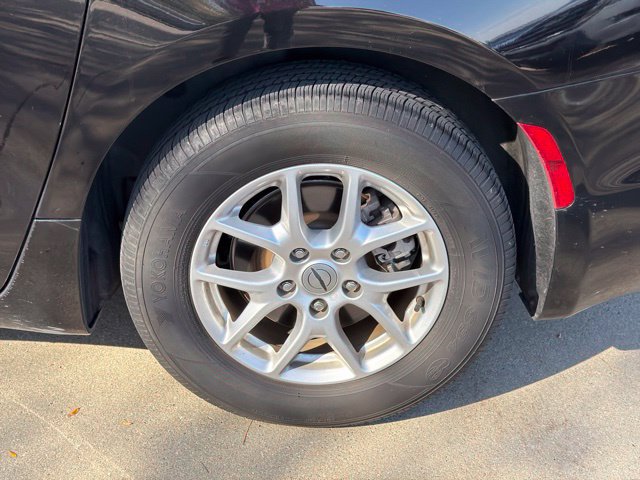 Used 2024 Chrysler Pacifica Touring-L FWD image 10