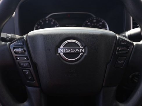 Used 2023 Nissan Frontier SV image 23