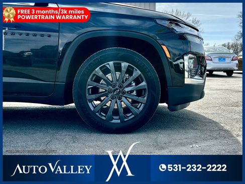 Used 2023 Chevrolet Traverse RS w/ LPO, Floor Liner Package image 9