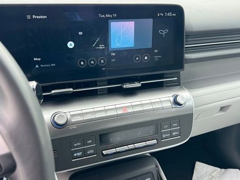 Certified 2024 Hyundai Kona SEL FWD image 18