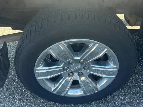 Used 2018 GMC Sierra 1500 SLT AWD/4WD image 11