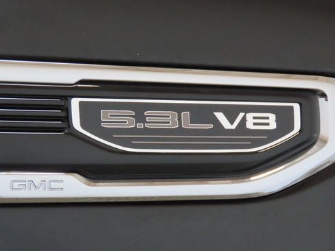 Certified 2025 GMC Sierra 1500 SLT AWD/4WD image 9