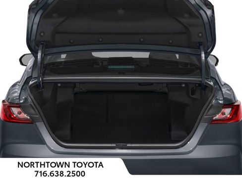 New 2026 Toyota Camry SE image 10