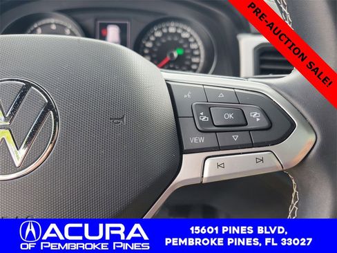Used 2021 Volkswagen Atlas Cross Sport SE w/ Panoramic Sunroof Package image 26