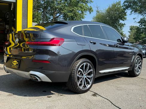 Used 2022 BMW X4 xDrive30i w/ Convenience Package image 6