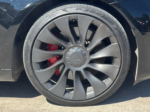 Used 2022 Tesla Model 3 Performance image 29