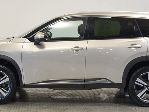 Used 2023 Nissan Rogue SL AWD/4WD image 6