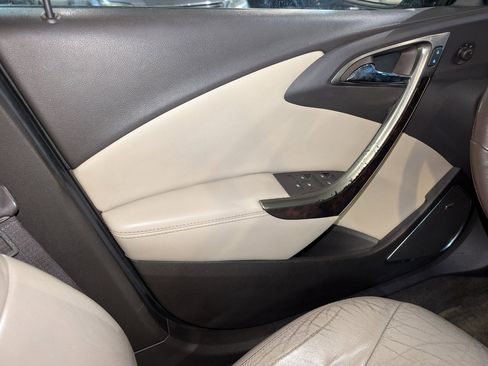 Used 2015 Buick Verano Leather w/ Experience Buick Package image 32