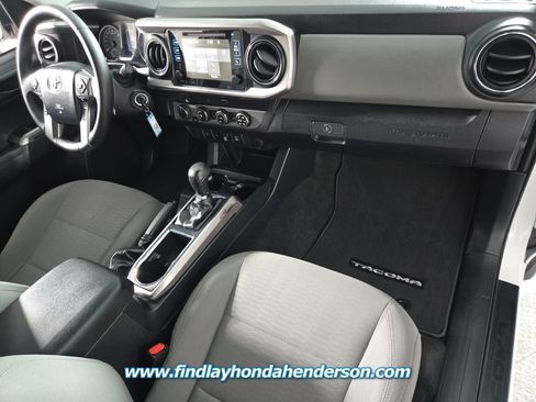 Used 2019 Toyota Tacoma SR5 AWD/4WD image 21