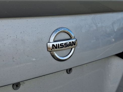 Used 2022 Nissan Versa SR image 28