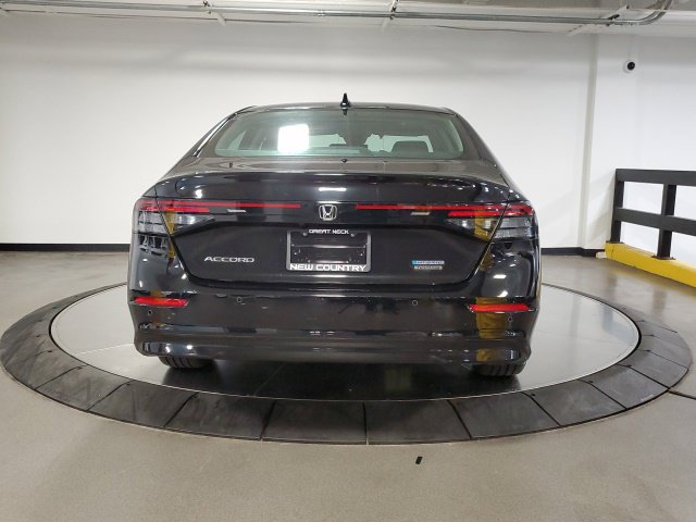 Used 2024 Honda Accord Touring image 8