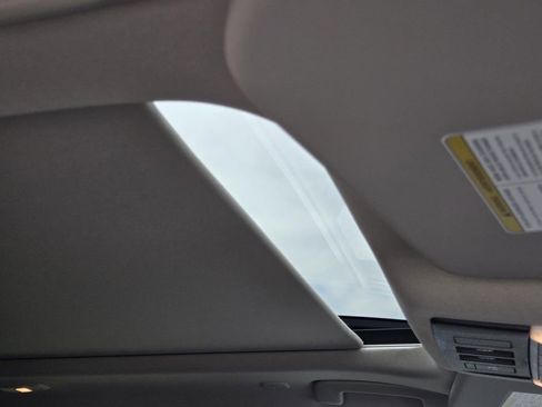 New 2026 Nissan Rogue Platinum image 9