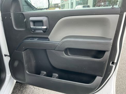 Used 2018 Chevrolet Silverado 1500 W/T w/ Trailering Package image 31