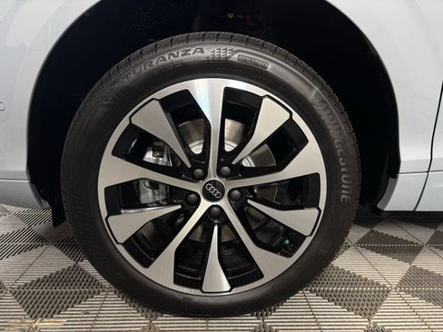 New 2026 Audi Q3 quattro 2.0T AWD/4WD image 10