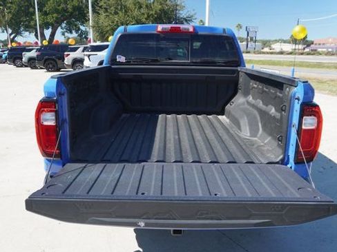 New 2025 GMC Canyon Elevation image 9