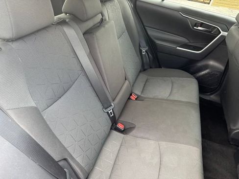 Used 2024 Toyota RAV4 XLE FWD image 18