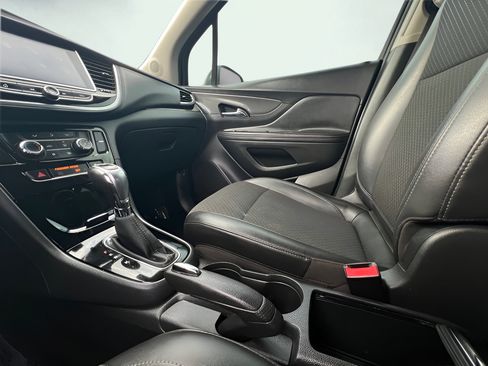 Used 2018 Buick Encore Preferred FWD image 49