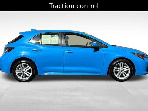 Used 2019 Toyota Corolla SE w/ SE Option Package image 3