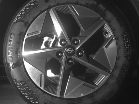 Used 2025 Hyundai Tucson SEL FWD image 18